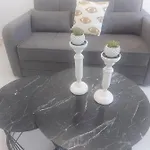 Athinais Apartment *