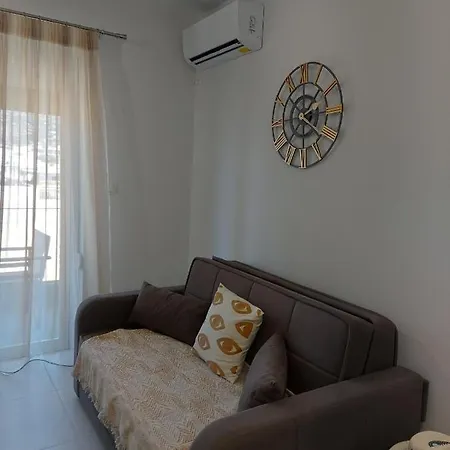 Athinais Апартаменты